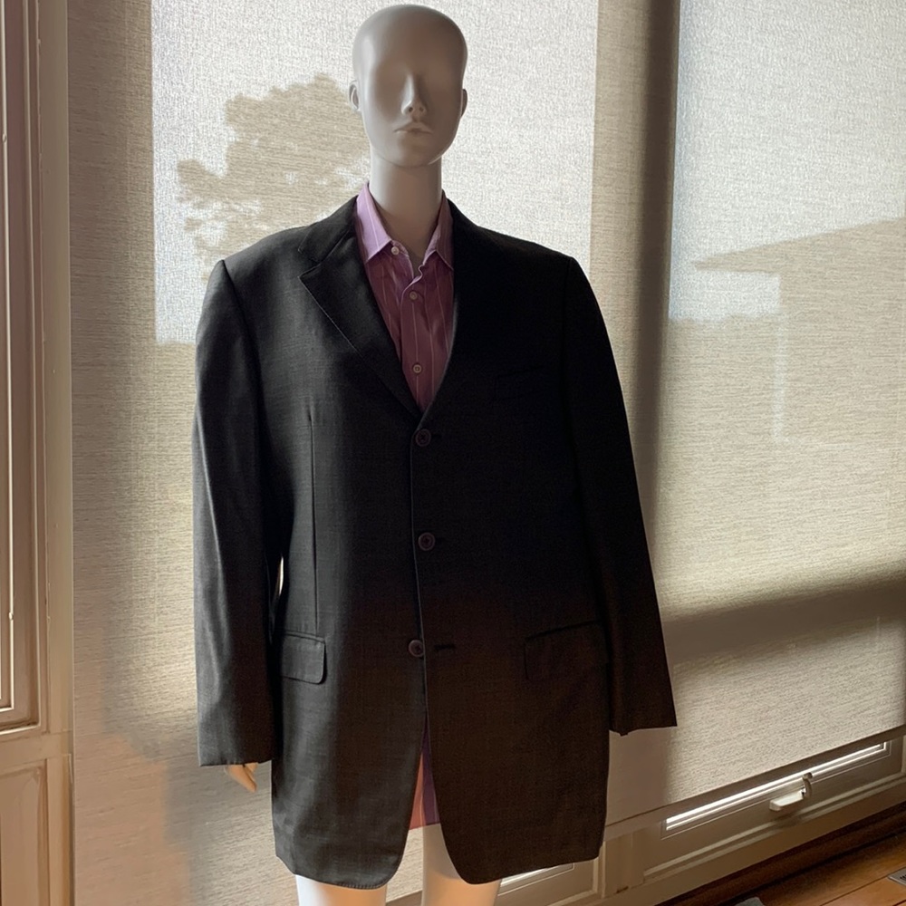 Charcoal gray suit 42L (Versace)